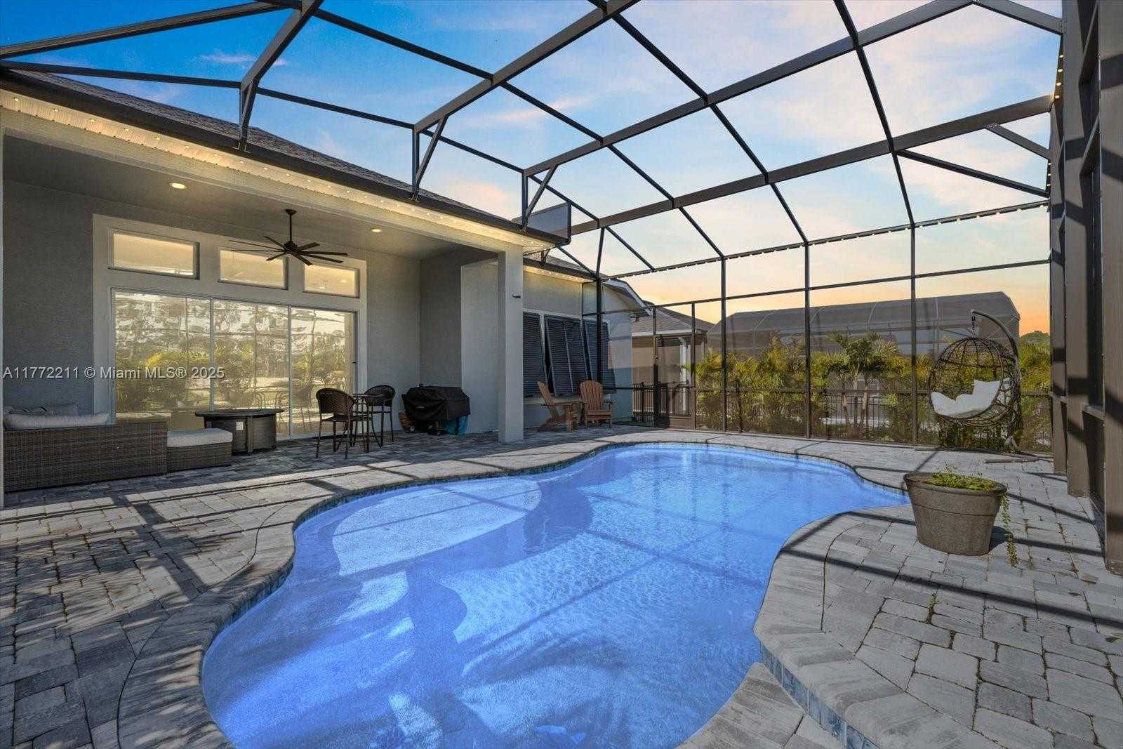 Small Image of 6281 WOODHAVEN VILLAGE DRIVE, Port Orange Number 3