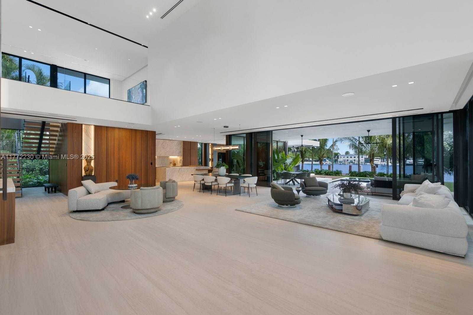 Small Image of 5515 PINE TREE DR, Miami Beach Number 22