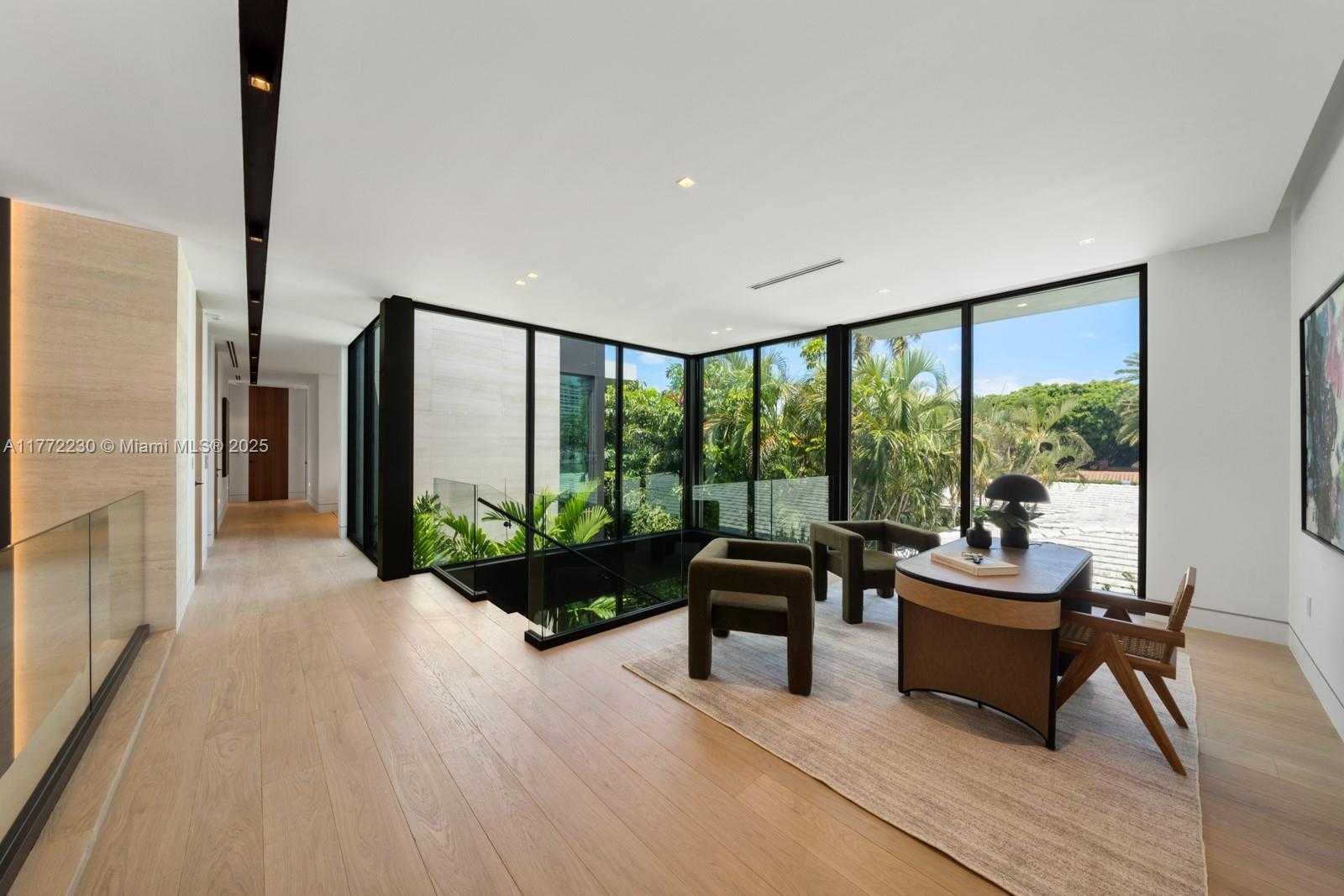 Small Image of 5515 PINE TREE DR, Miami Beach Number 38