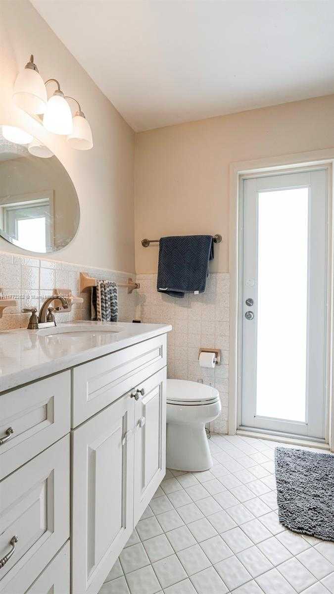 Small Image of 4421 NORTH WEST 7TH ST, Coconut Creek Number 14