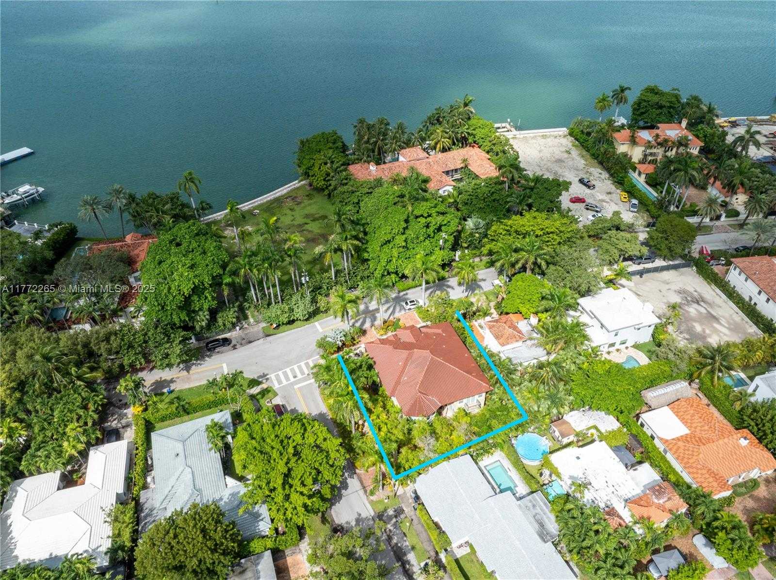 Small Image of 4501 NORTH BAY RD, Miami Beach Number 9