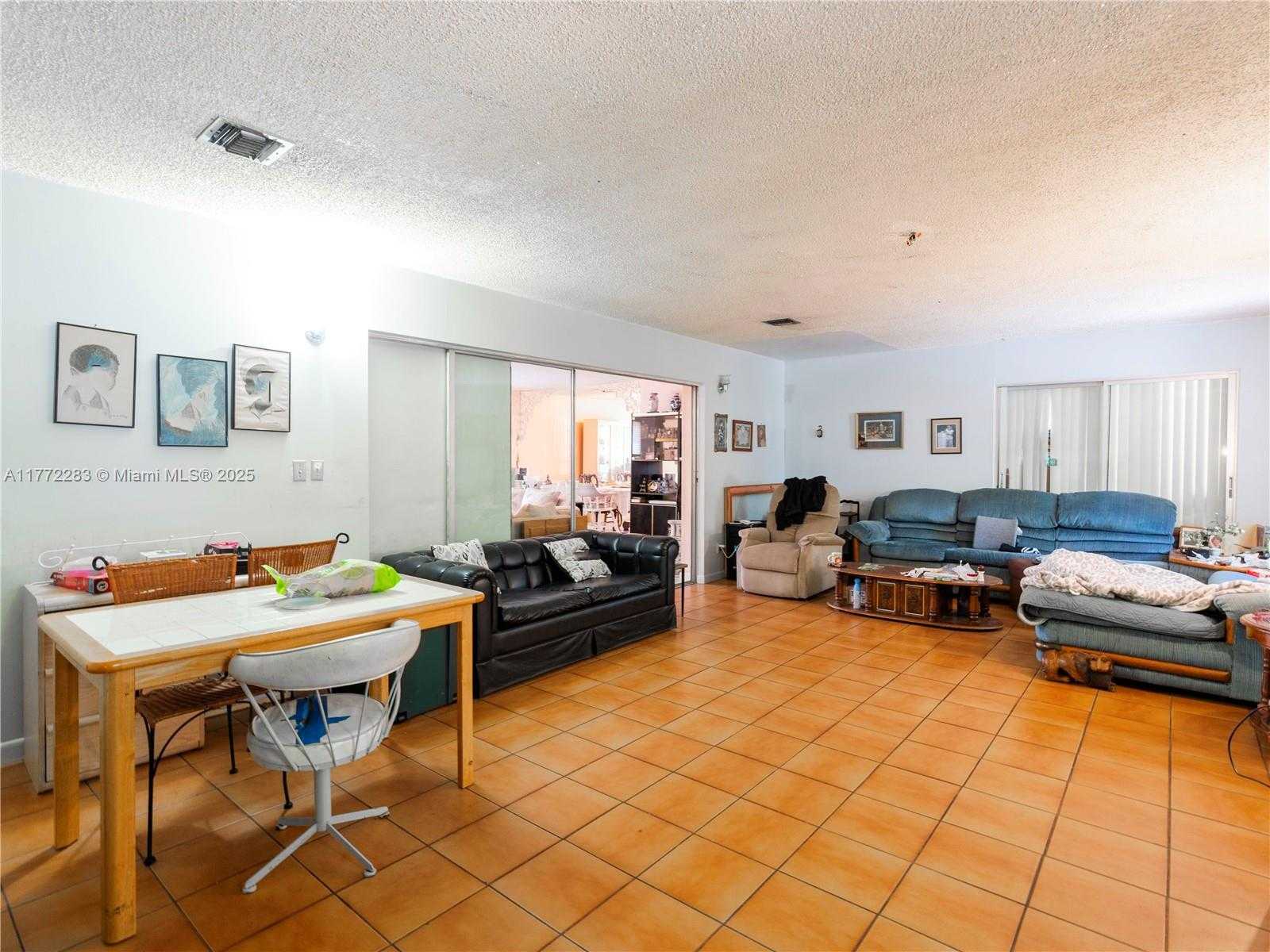 Small Image of 1081 NORTH EAST 160TH TER, North Miami Beach Number 21