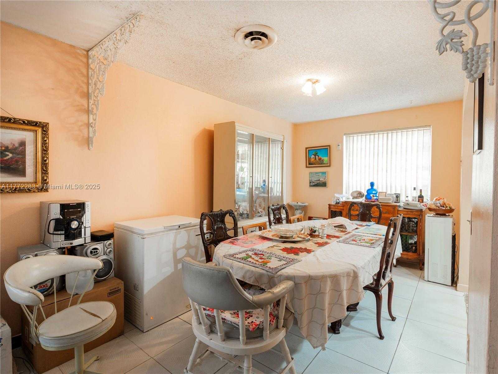 Small Image of 1081 NORTH EAST 160TH TER, North Miami Beach Number 23
