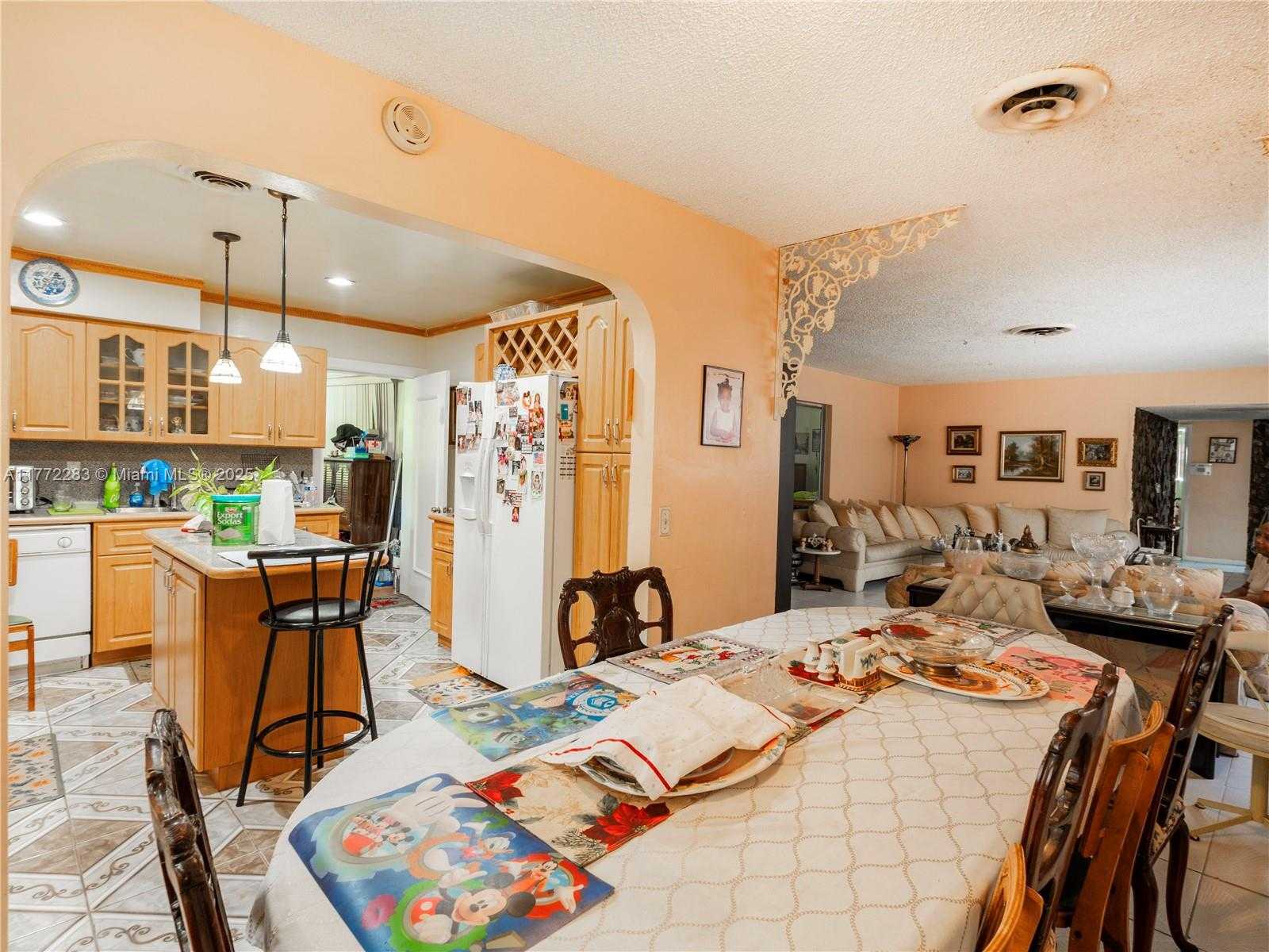 Small Image of 1081 NORTH EAST 160TH TER, North Miami Beach Number 25