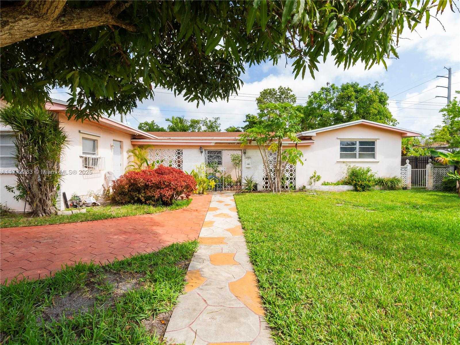 Small Image of 1081 NORTH EAST 160TH TER, North Miami Beach Number 8