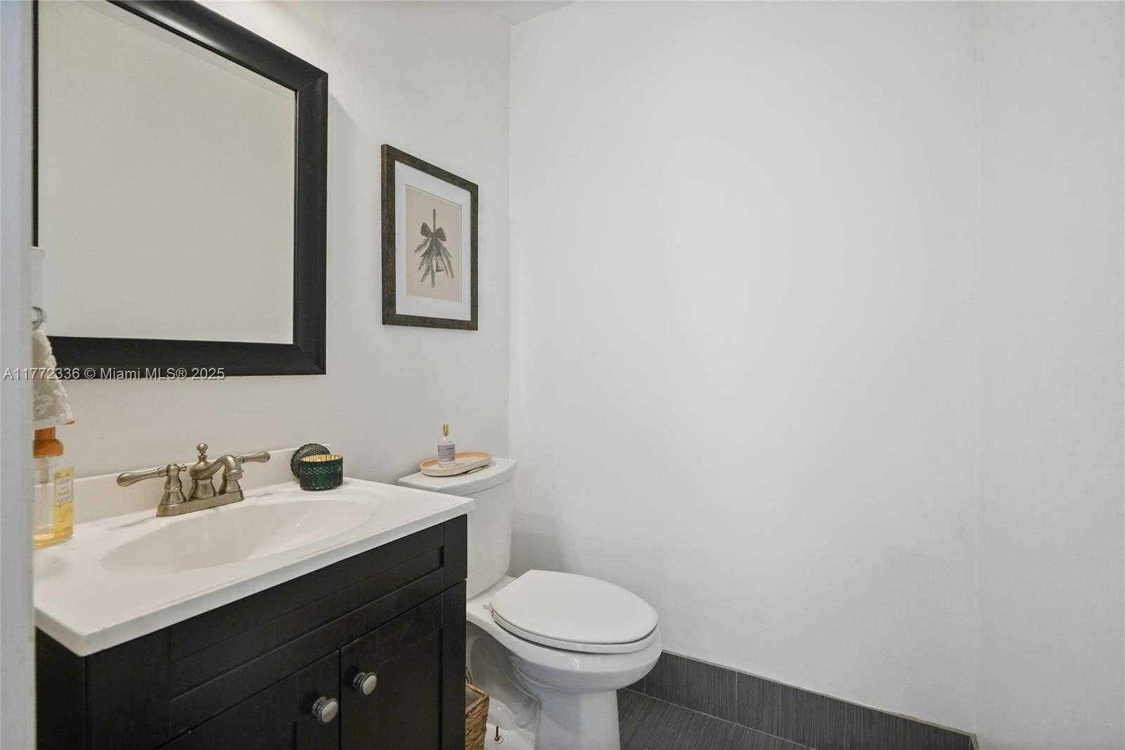 Small Image of 10724 NORTH WEST 12TH MNR, Plantation Number 16