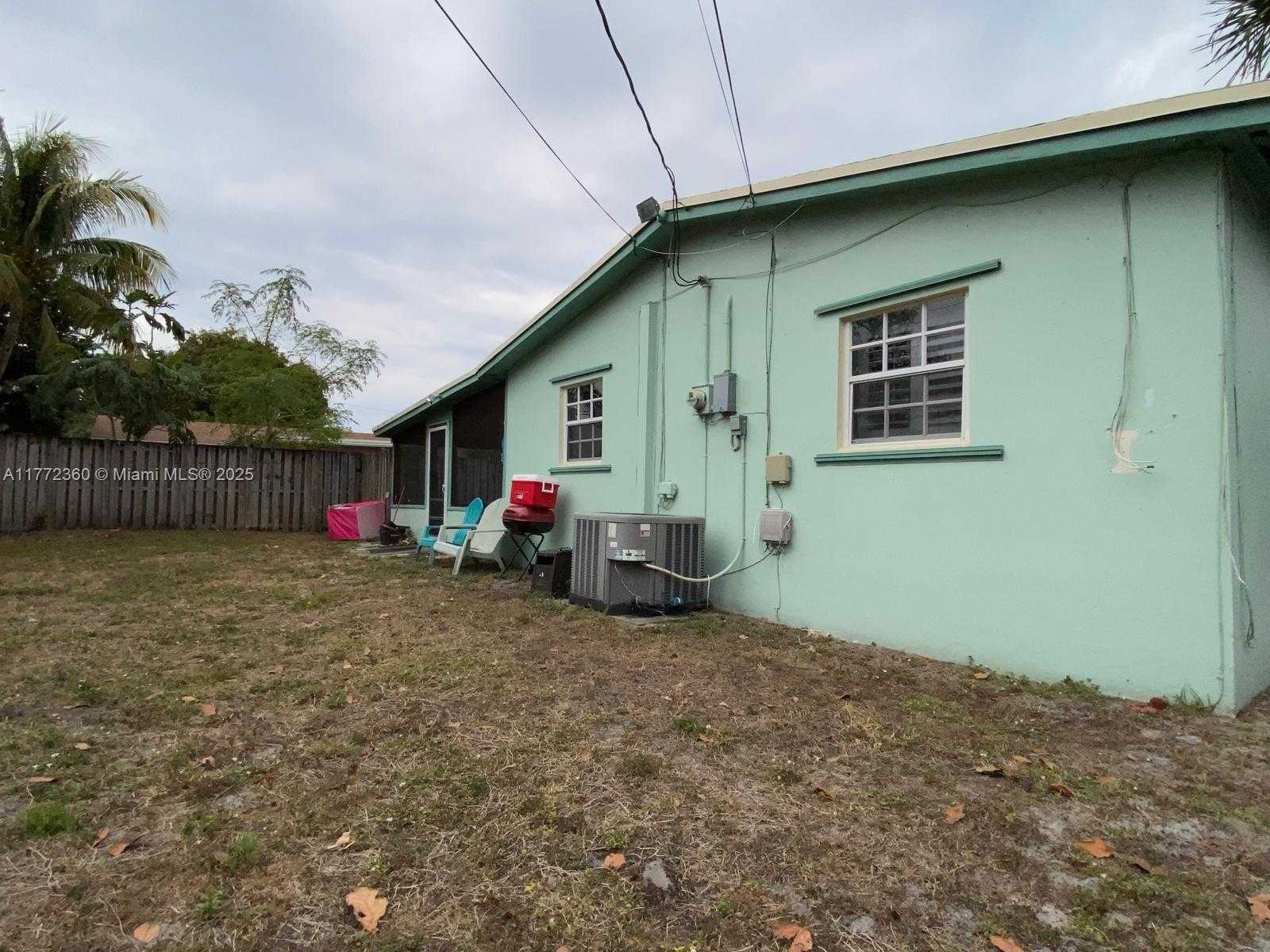 Small Image of 6210 NORTH WEST 17TH ST, Sunrise Number 22