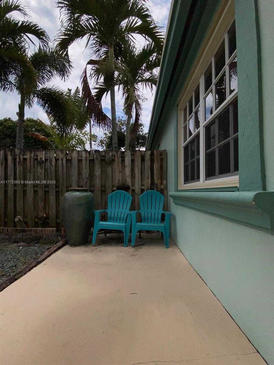 Small Image of 6210 NORTH WEST 17TH ST, Sunrise Number 7