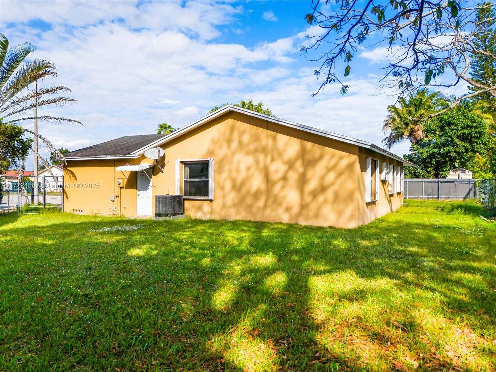 Small Image of 13670 SOUTH WEST 283RD TERRACE, Homestead Number 11