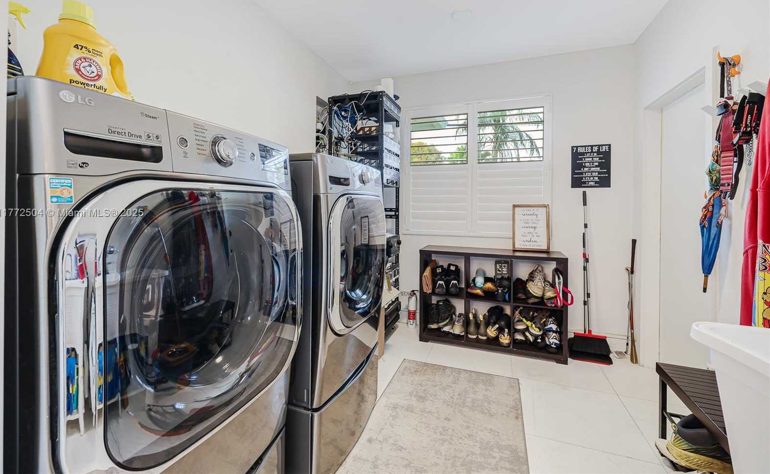 Small Image of 1049 MALAGA AVE, Coral Gables Number 24