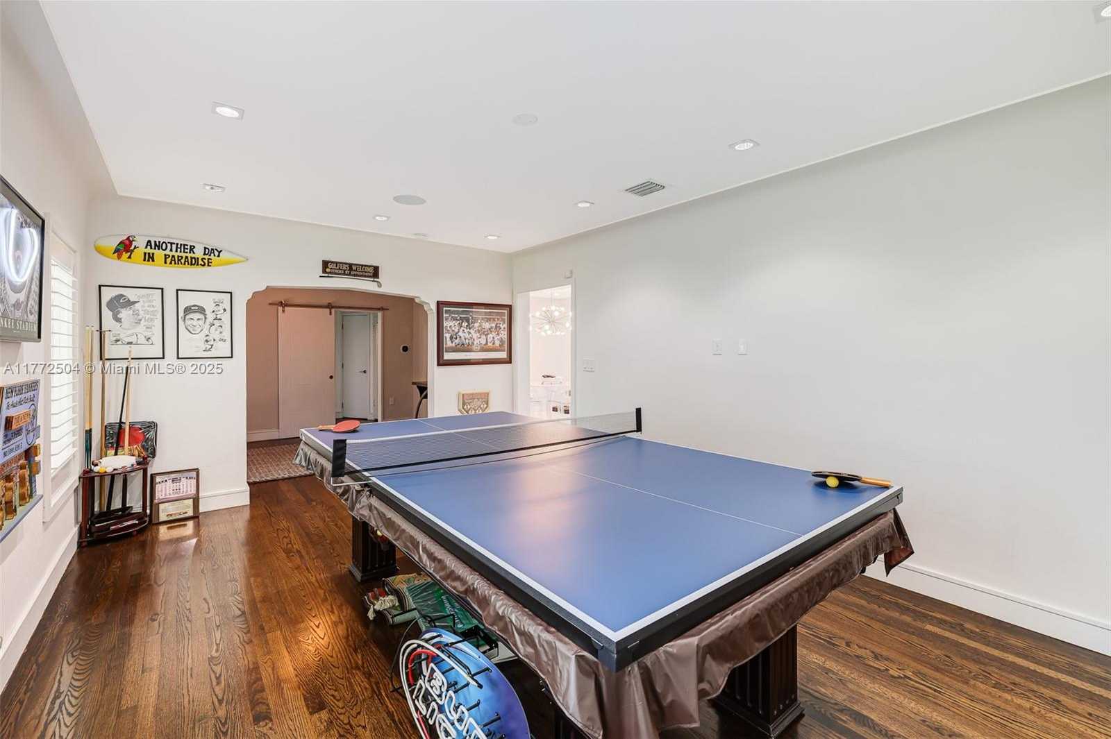 Small Image of 1049 MALAGA AVE, Coral Gables Number 5