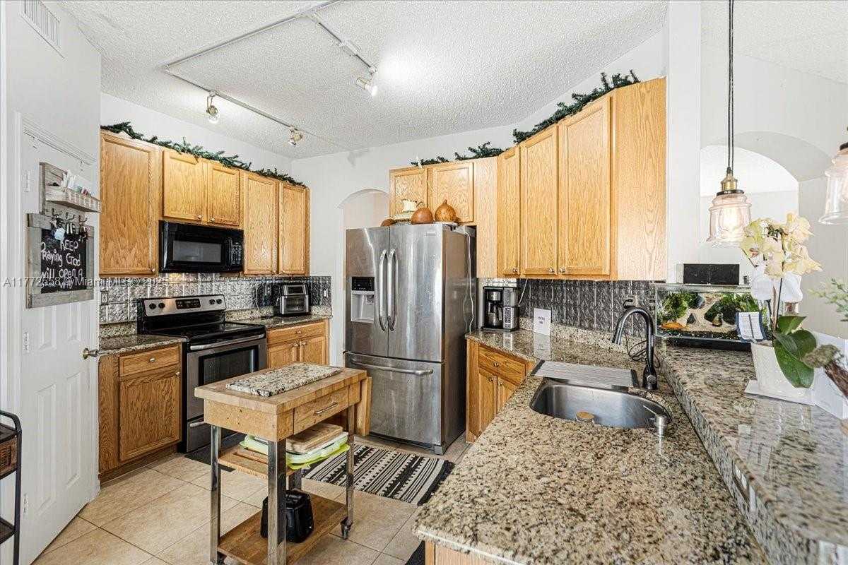 Small Image of 3745 WOODFIELD CT, Coconut Creek Number 10
