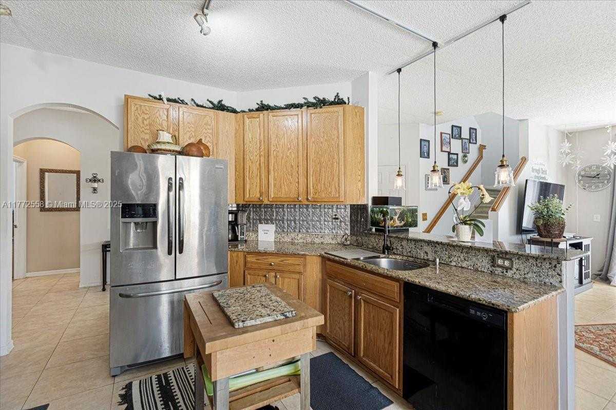 Small Image of 3745 WOODFIELD CT, Coconut Creek Number 11