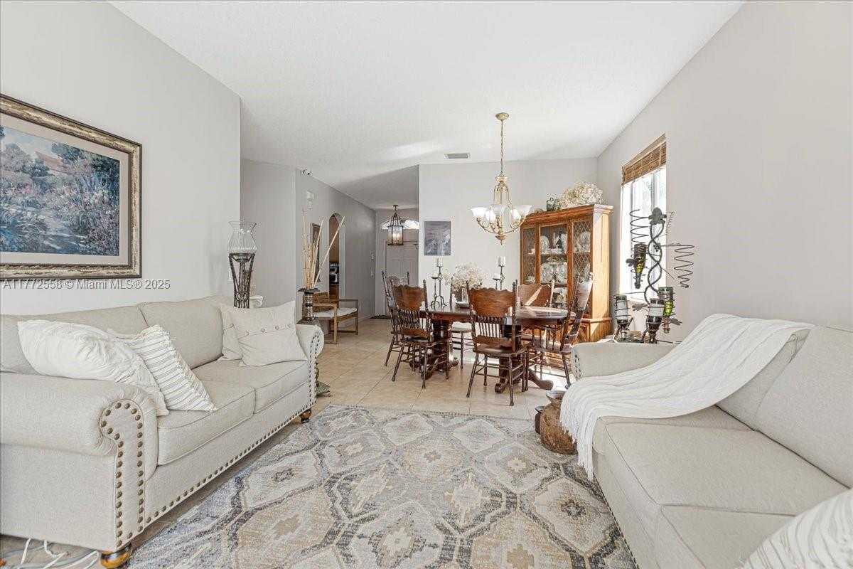 Small Image of 3745 WOODFIELD CT, Coconut Creek Number 22