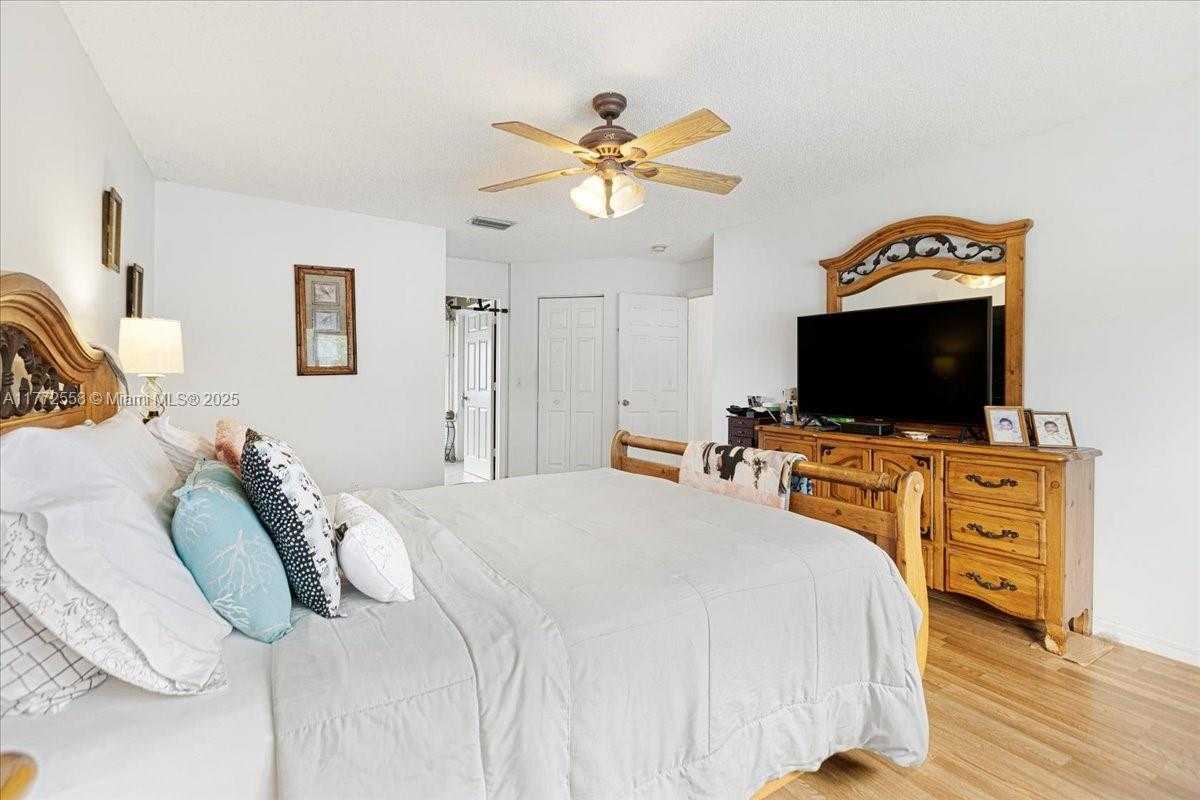 Small Image of 3745 WOODFIELD CT, Coconut Creek Number 27