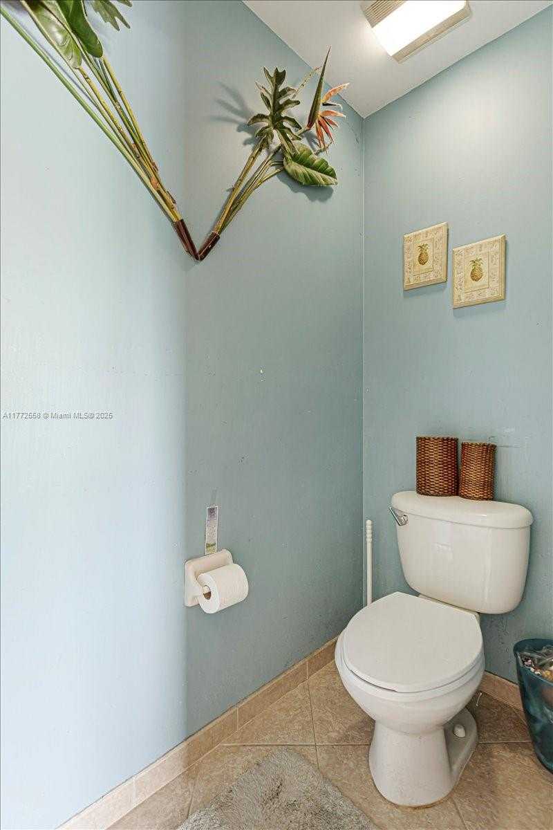 Small Image of 3745 WOODFIELD CT, Coconut Creek Number 29