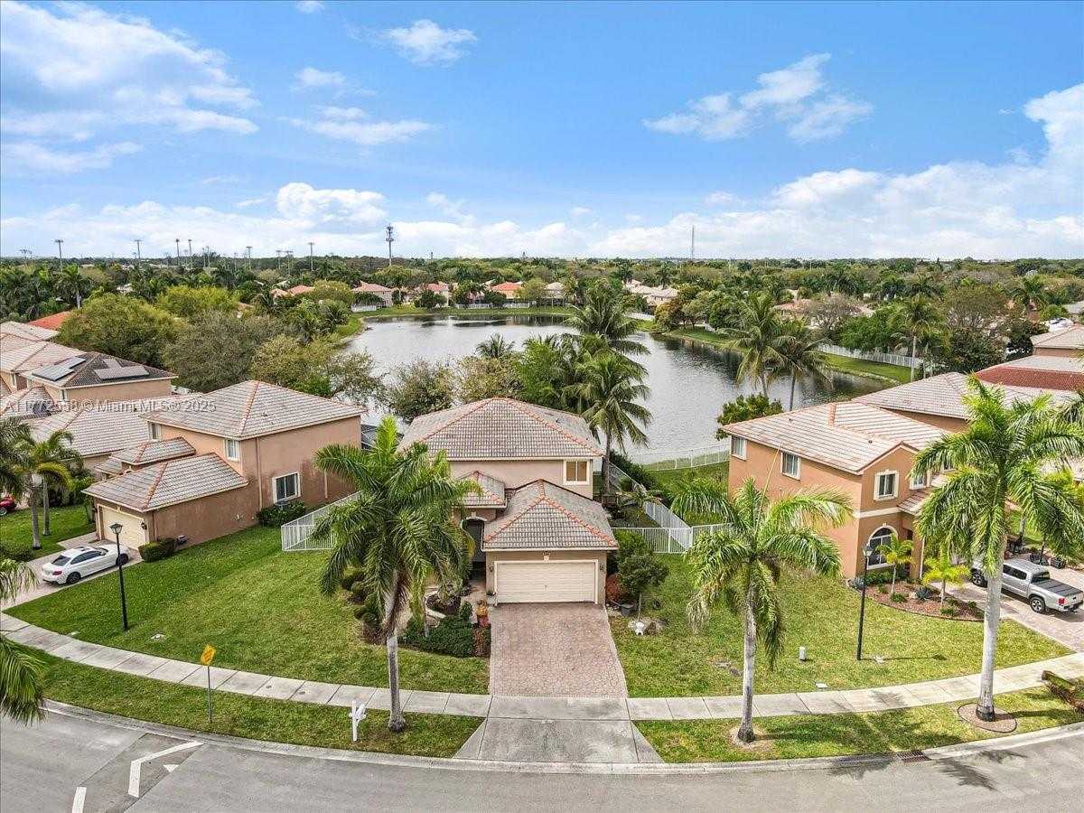 Small Image of 3745 WOODFIELD CT, Coconut Creek Number 39
