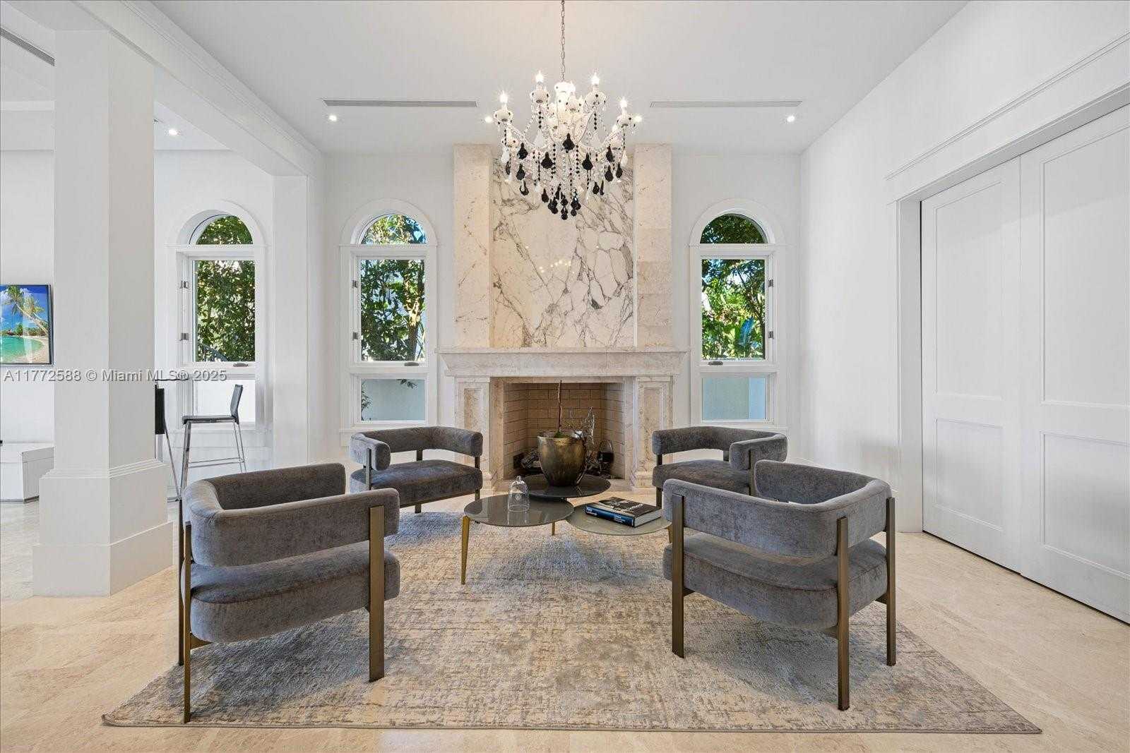 Small Image of 4340 NORTH BAY RD, Miami Beach Number 10