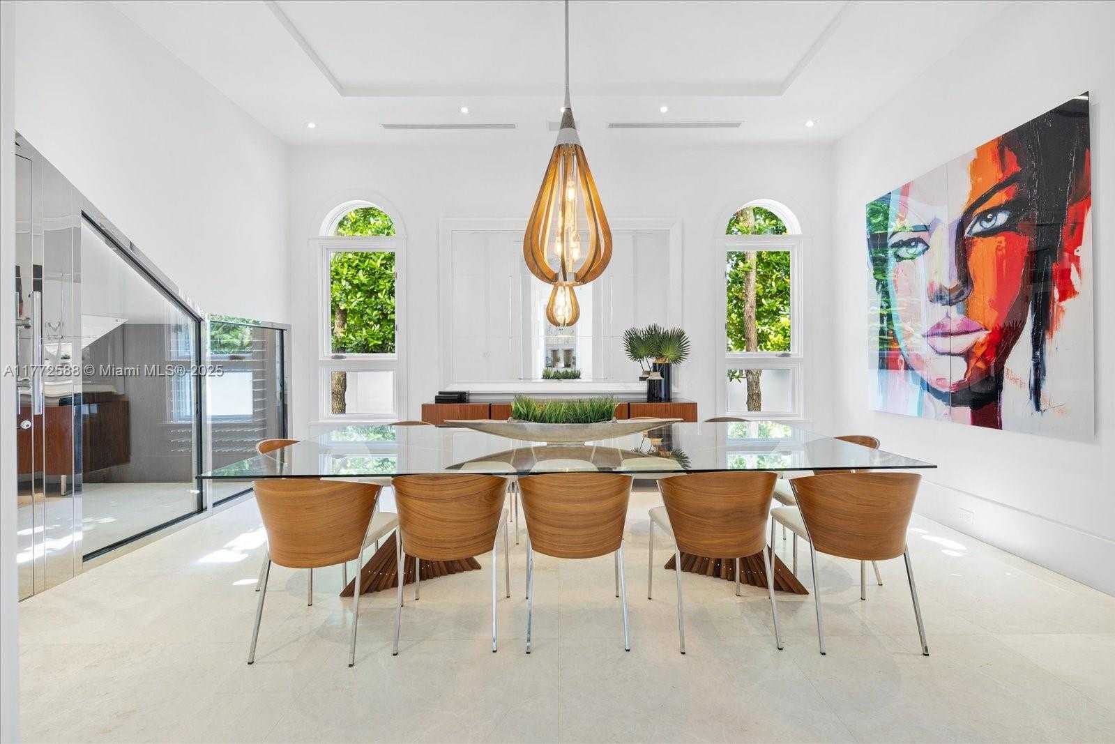 Small Image of 4340 NORTH BAY RD, Miami Beach Number 15