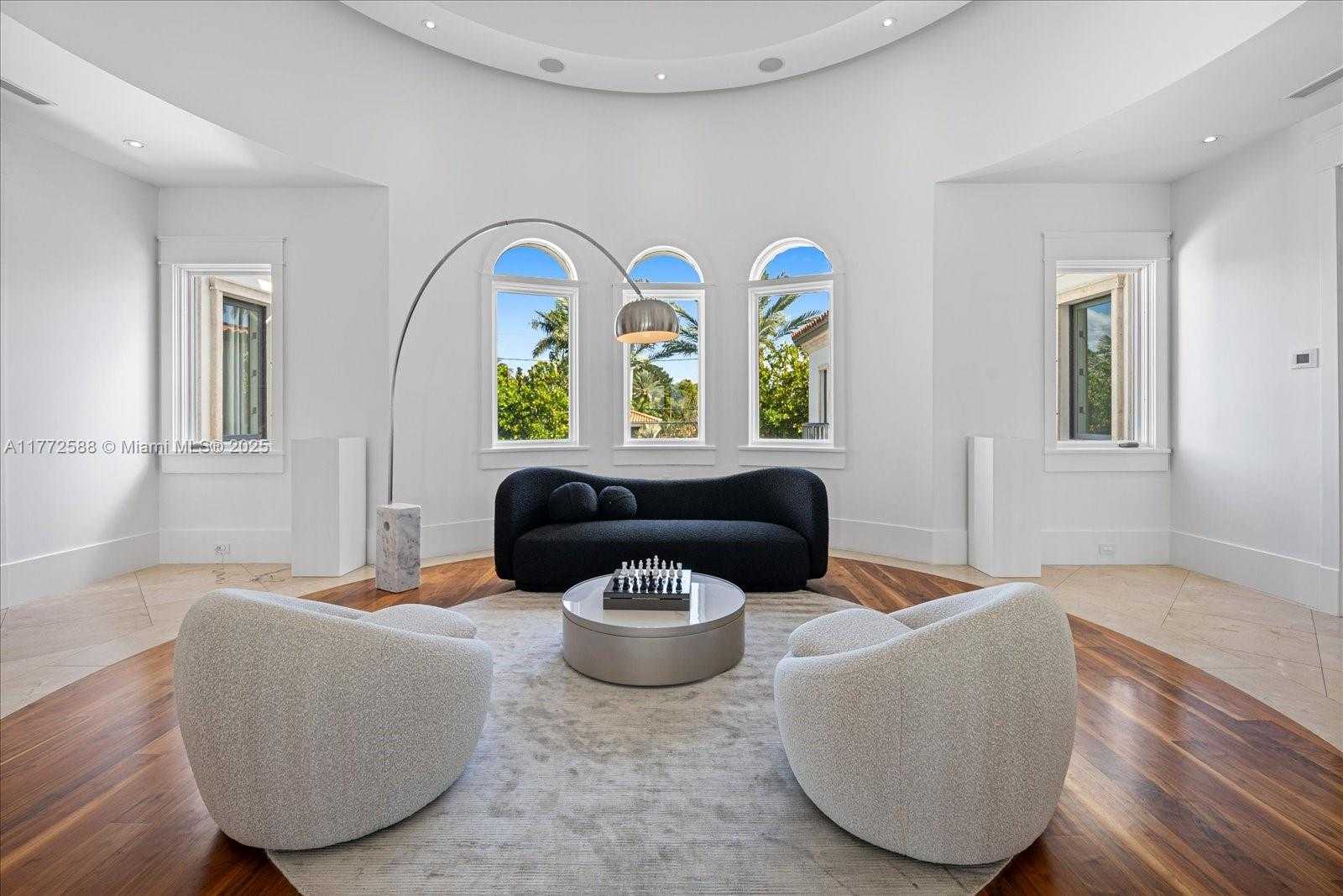 Small Image of 4340 NORTH BAY RD, Miami Beach Number 23