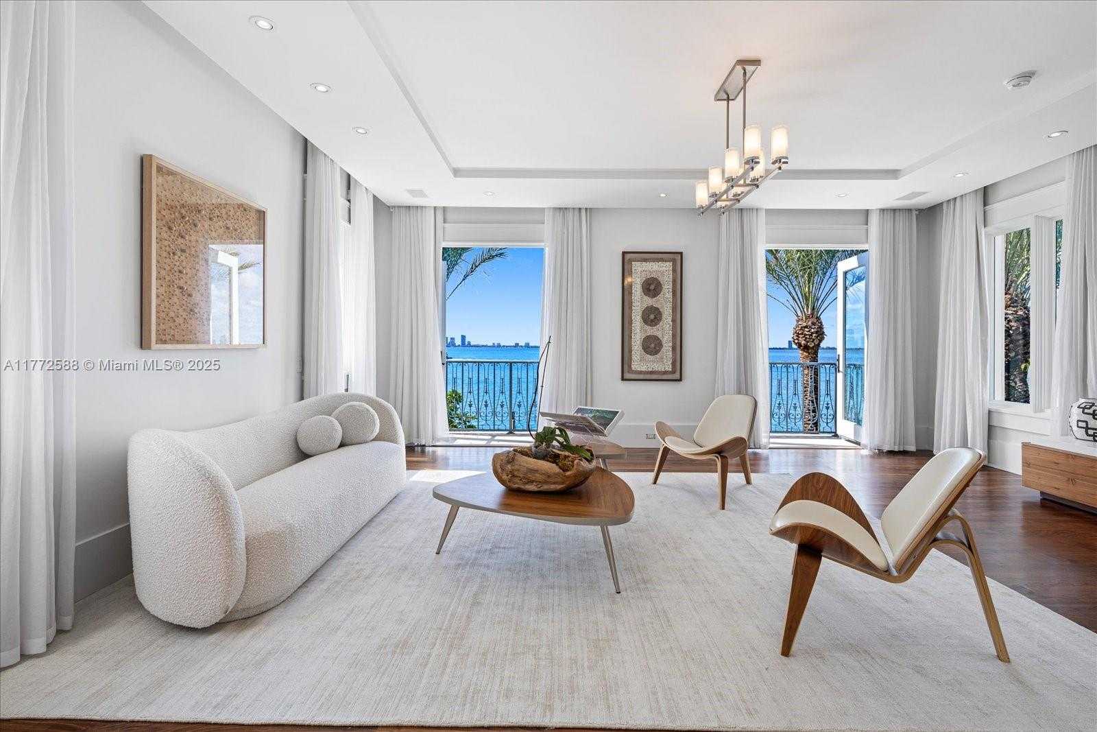 Small Image of 4340 NORTH BAY RD, Miami Beach Number 38