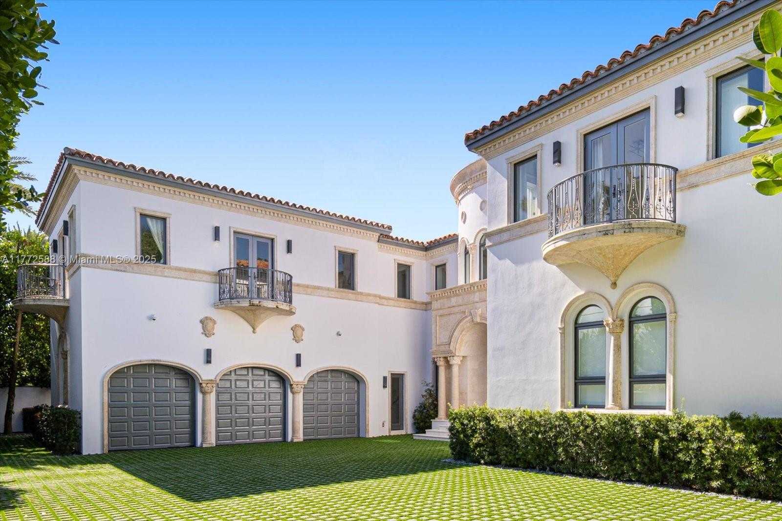 Small Image of 4340 NORTH BAY RD, Miami Beach Number 4