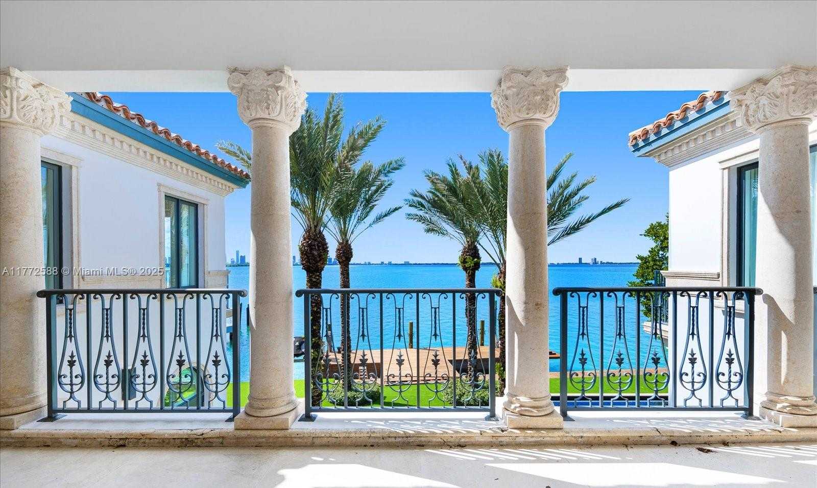 Small Image of 4340 NORTH BAY RD, Miami Beach Number 51