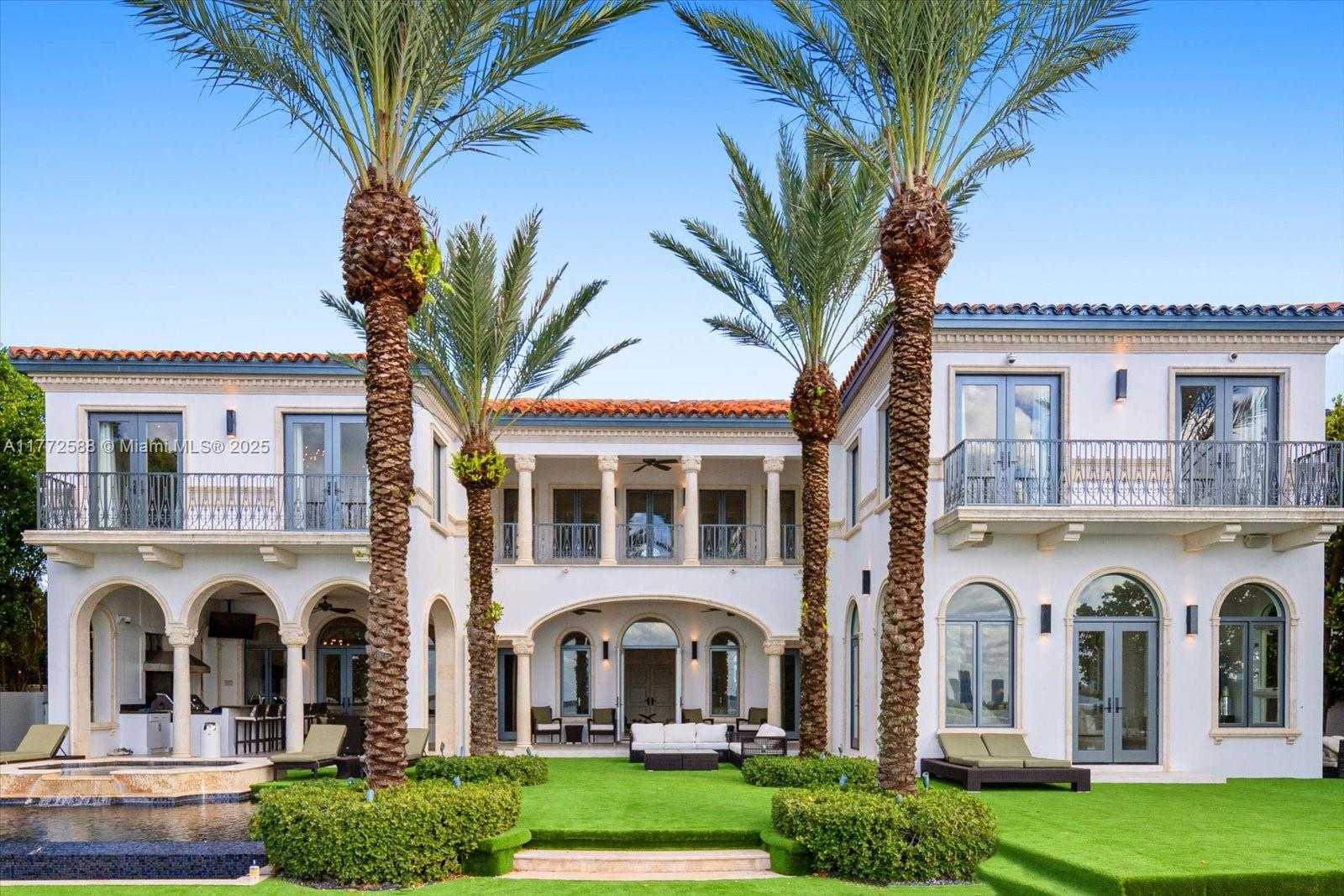Small Image of 4340 NORTH BAY RD, Miami Beach Number 55