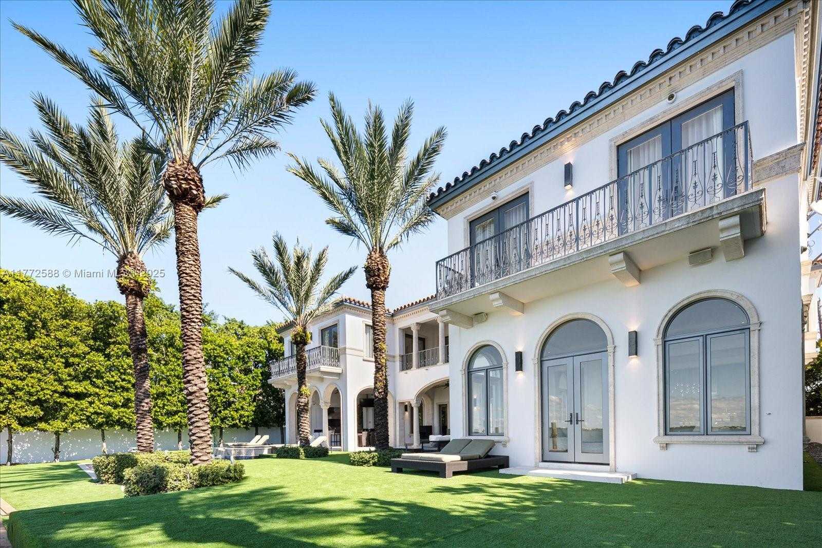 Small Image of 4340 NORTH BAY RD, Miami Beach Number 57