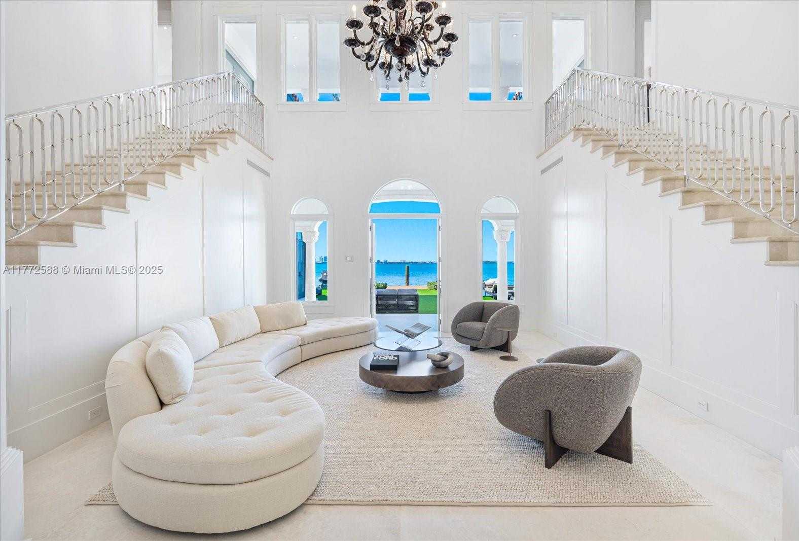 Small Image of 4340 NORTH BAY RD, Miami Beach Number 6