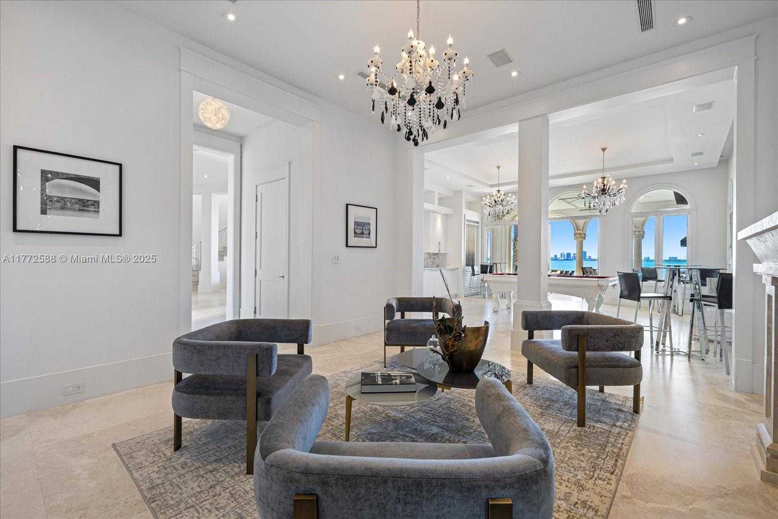 Small Image of 4340 NORTH BAY RD, Miami Beach Number 8