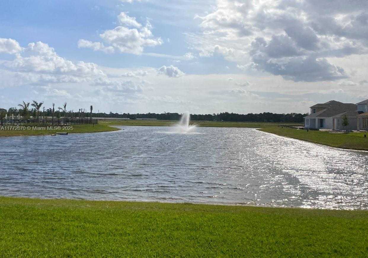 Small Image of 516 SOUTH EAST RANCH OAK CIR, Port St. Lucie Number 2