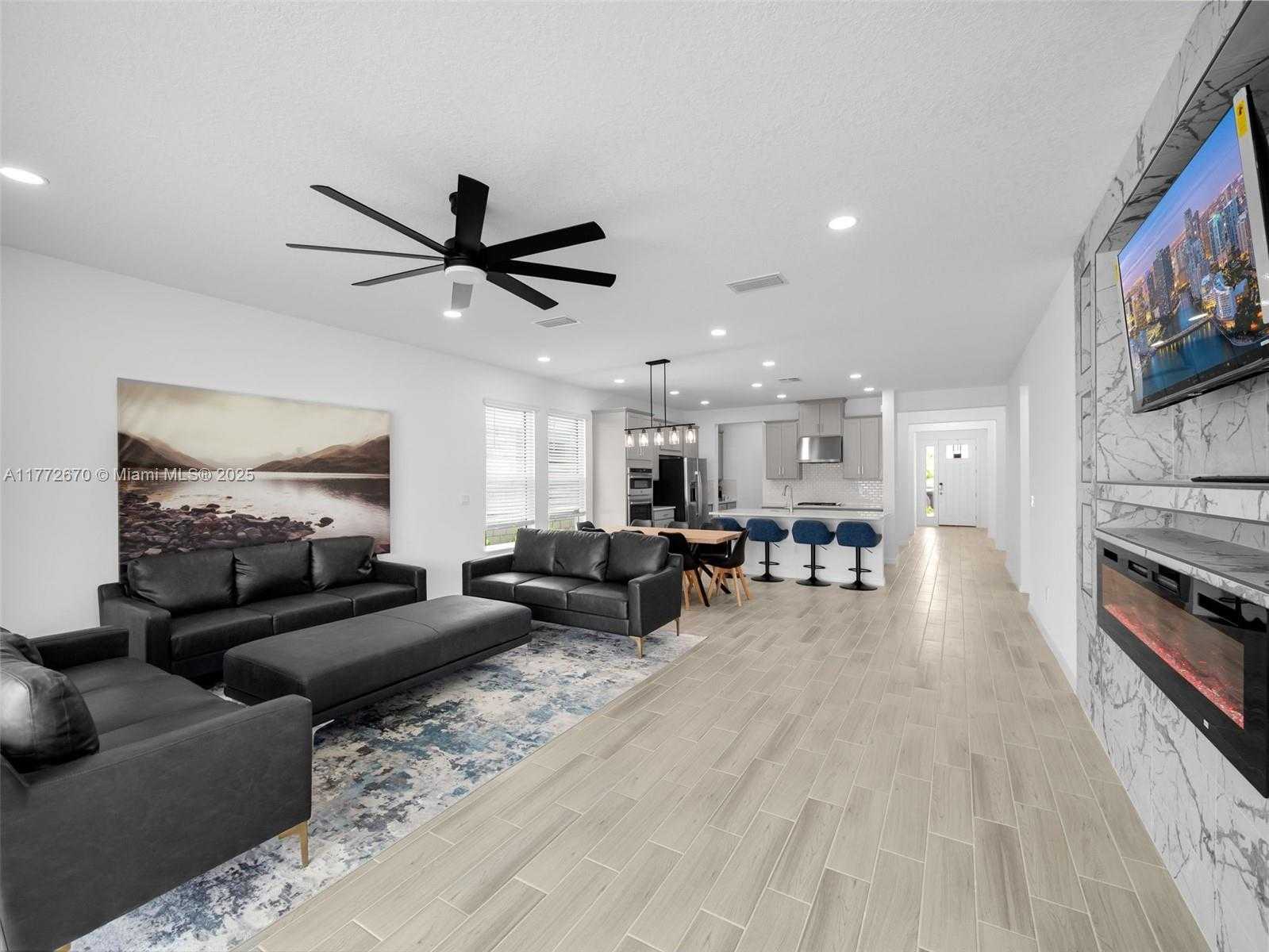 Small Image of 516 SOUTH EAST RANCH OAK CIR, Port St. Lucie Number 20