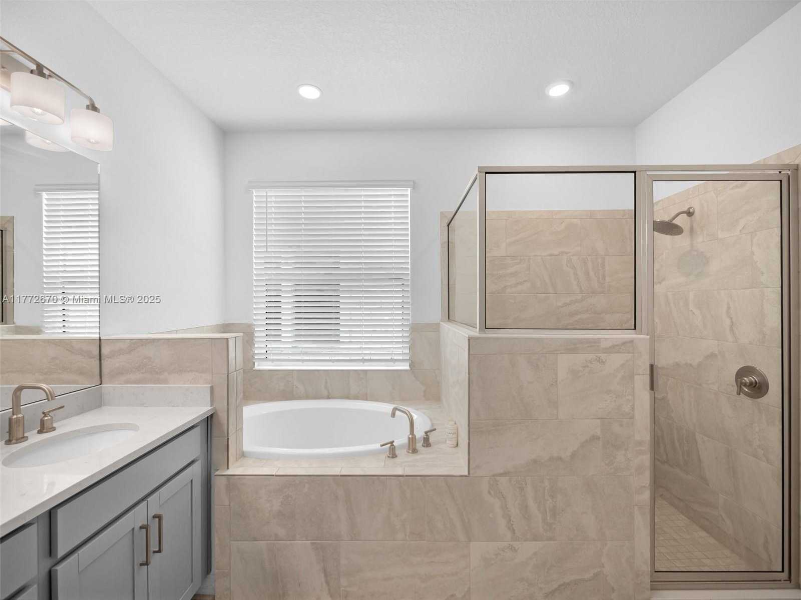 Small Image of 516 SOUTH EAST RANCH OAK CIR, Port St. Lucie Number 33
