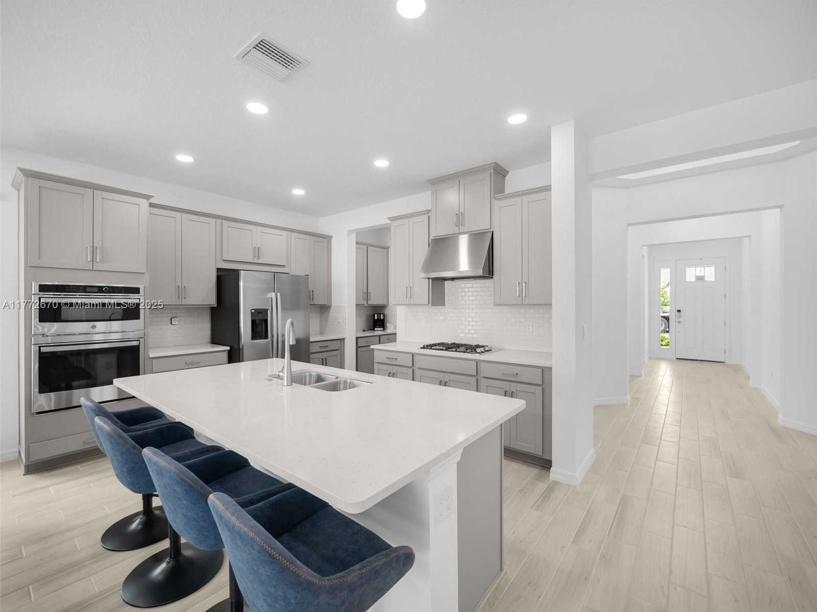 Small Image of 516 SOUTH EAST RANCH OAK CIR, Port St. Lucie Number 35