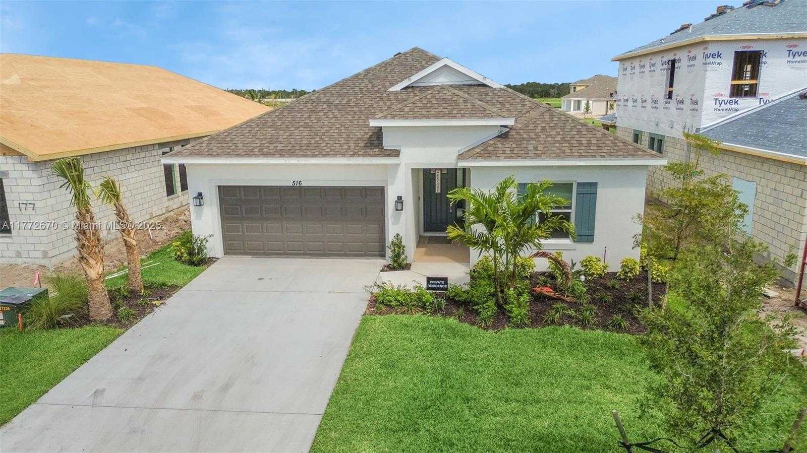 Small Image of 516 SOUTH EAST RANCH OAK CIR, Port St. Lucie Number 43