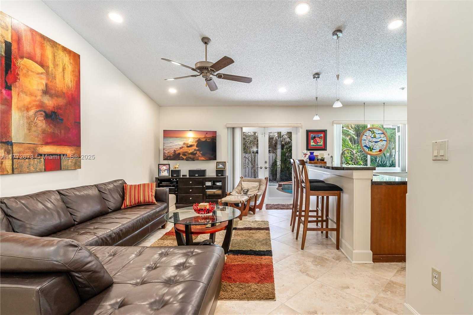 Small Image of 940 BLUE RIDGE WAY, Davie Number 16