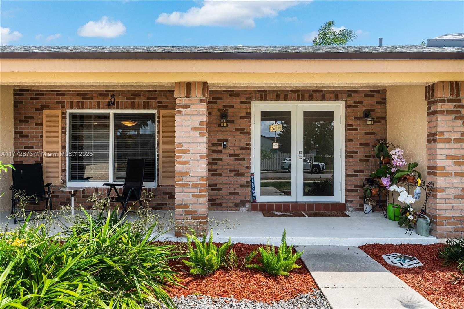 Small Image of 940 BLUE RIDGE WAY, Davie Number 35