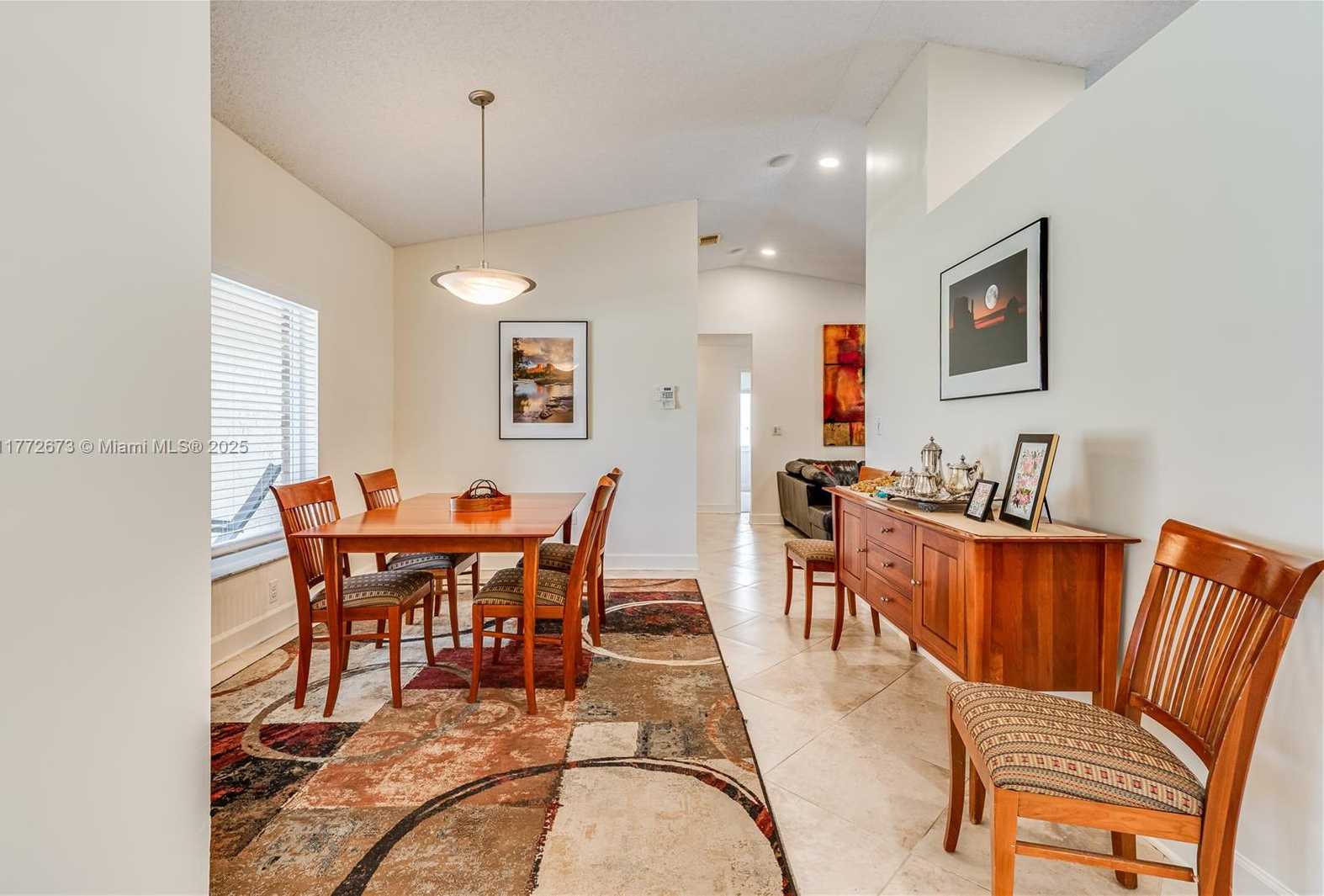 Small Image of 940 BLUE RIDGE WAY, Davie Number 7