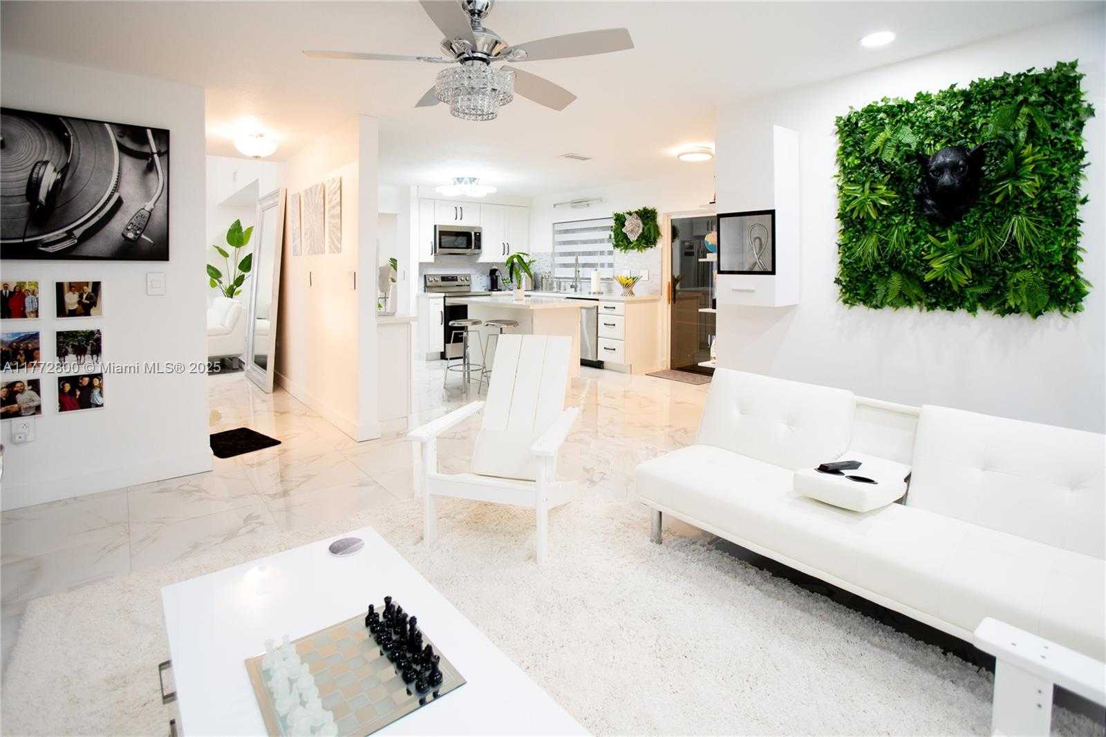Small Image of 942 NORTH WEST 133RD CT, Miami Number 19
