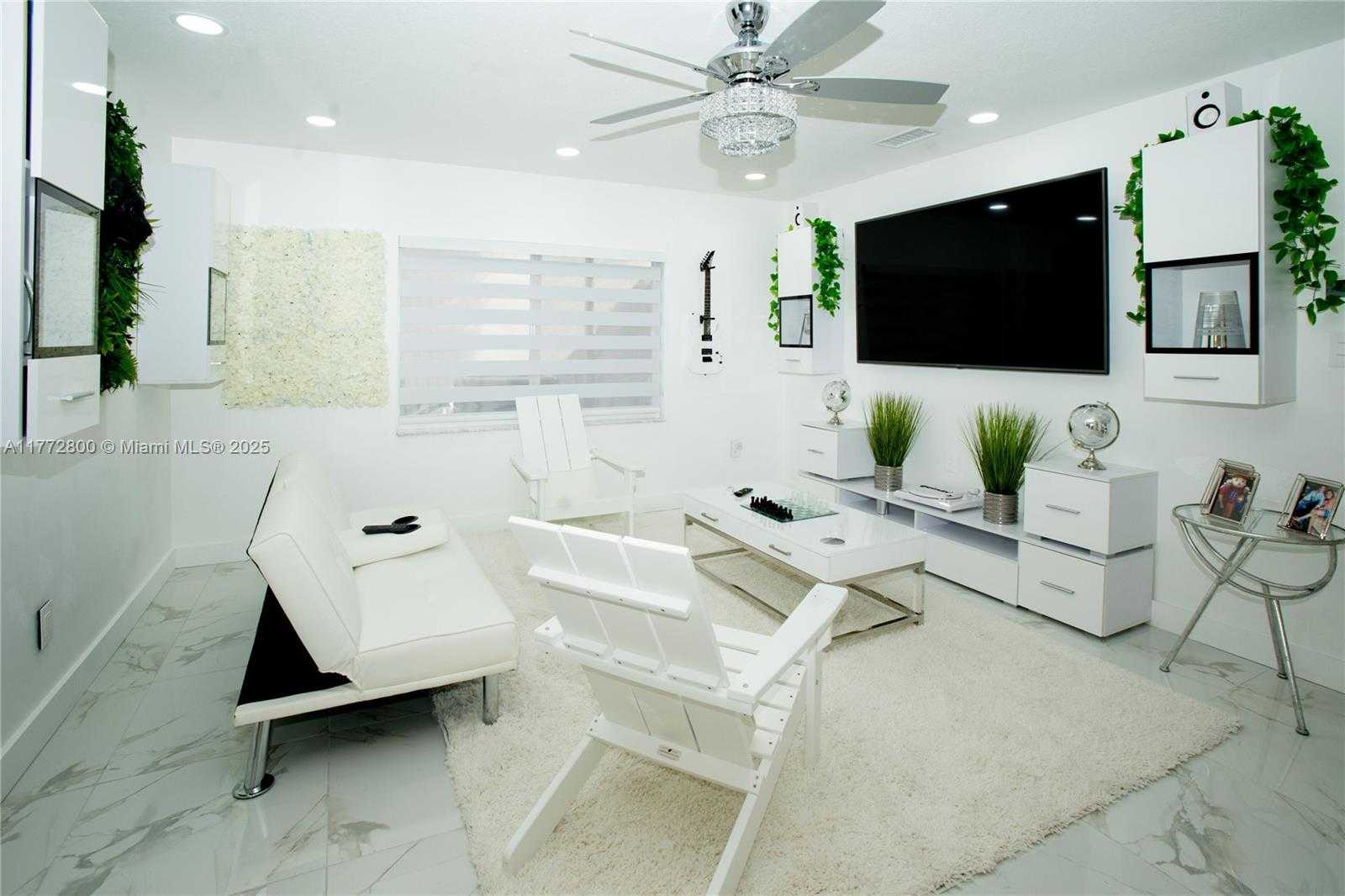 Small Image of 942 NORTH WEST 133RD CT, Miami Number 20