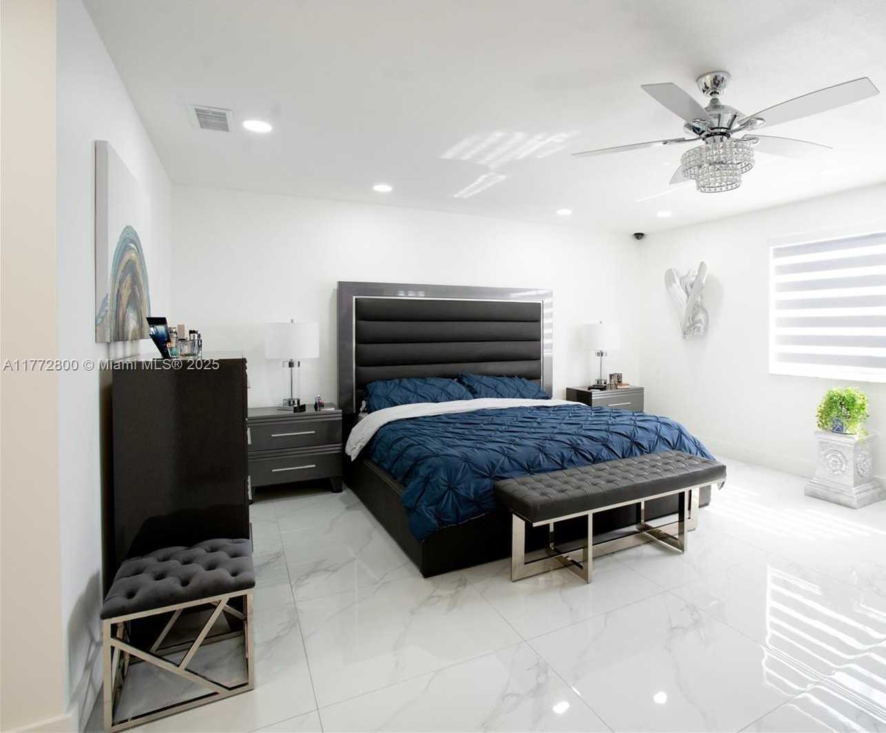Small Image of 942 NORTH WEST 133RD CT, Miami Number 27