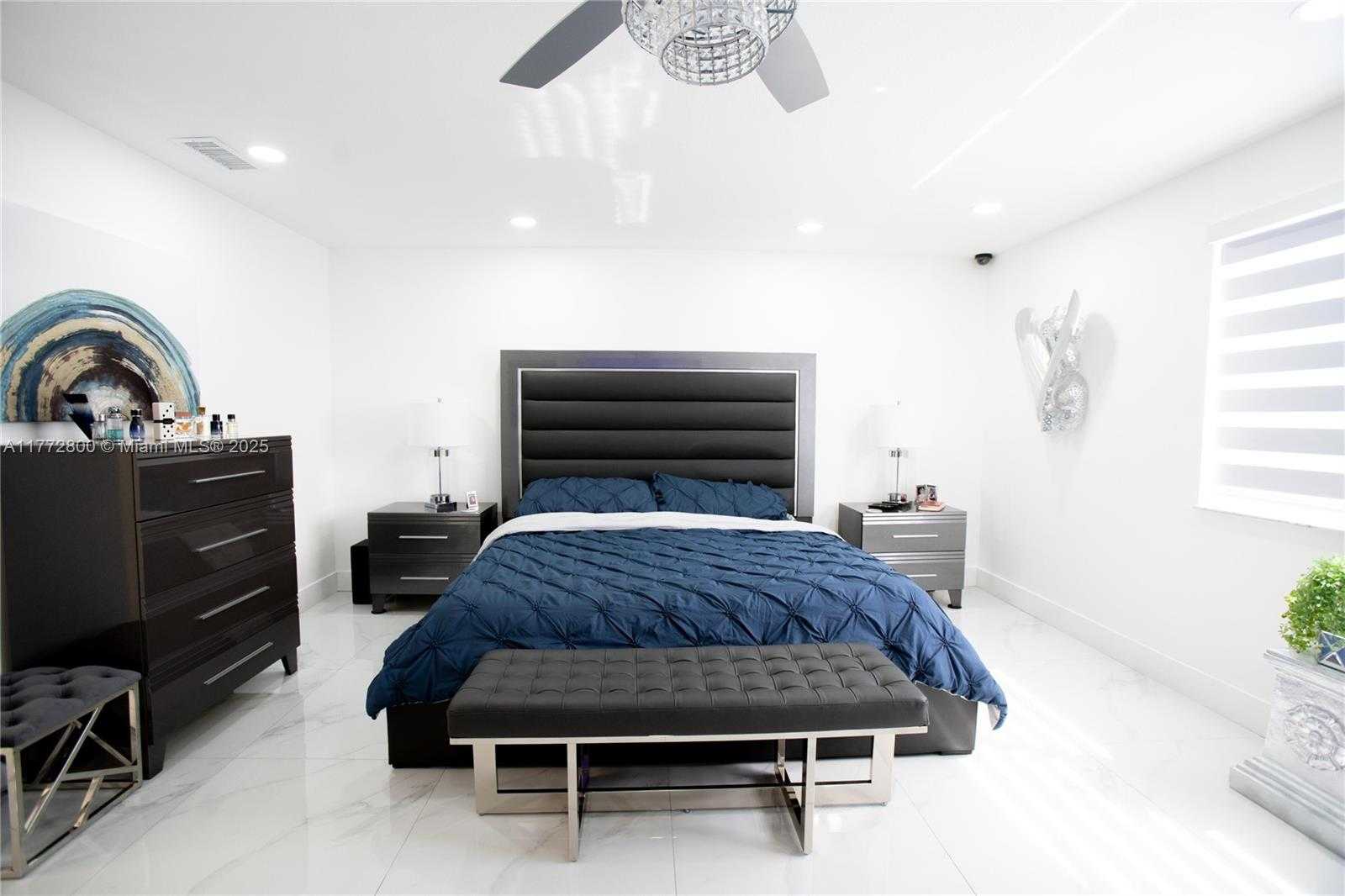 Small Image of 942 NORTH WEST 133RD CT, Miami Number 29