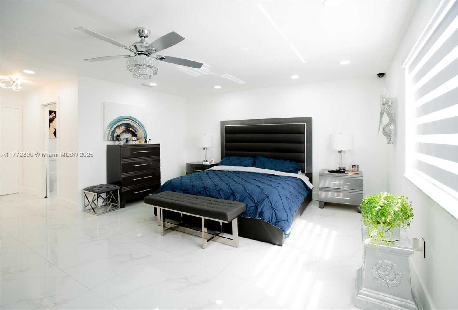 Small Image of 942 NORTH WEST 133RD CT, Miami Number 30