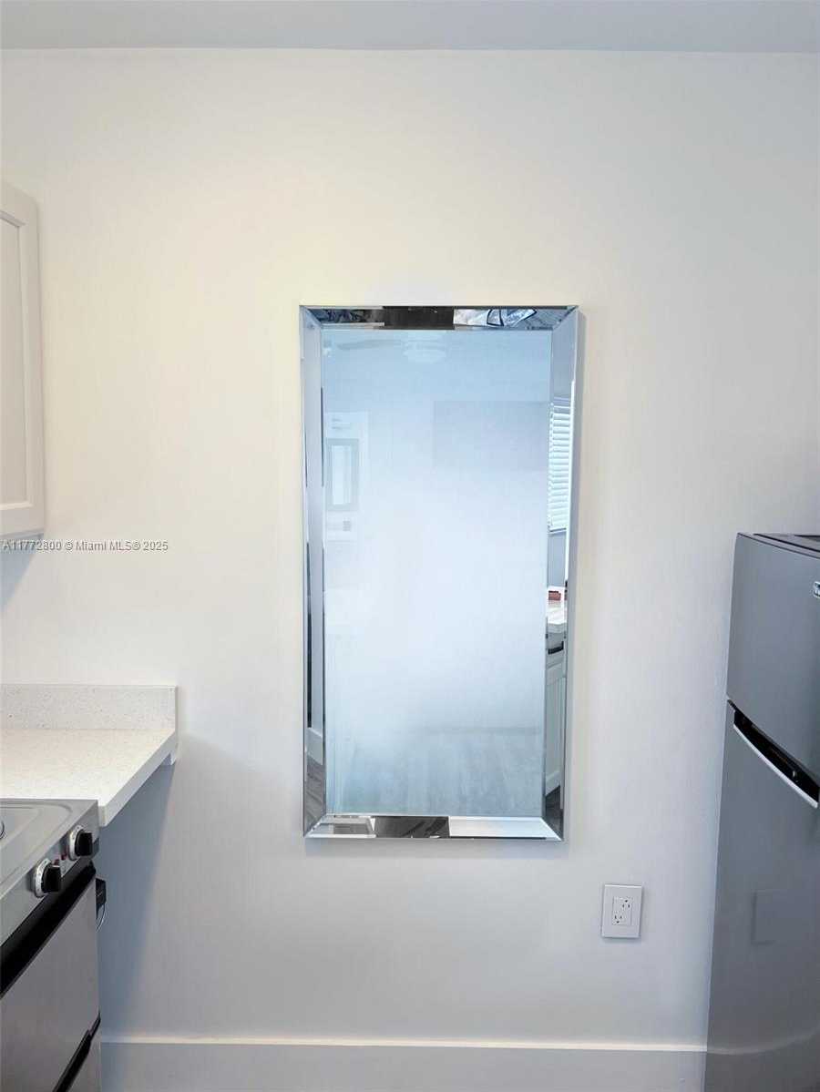 Small Image of 942 NORTH WEST 133RD CT, Miami Number 49