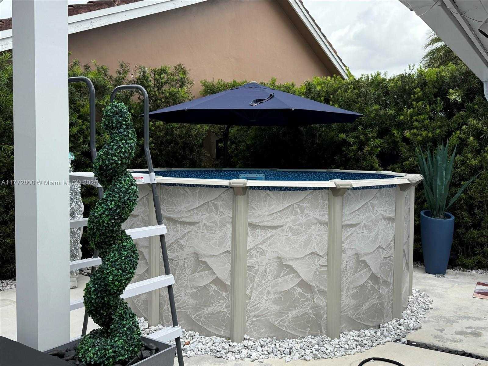 Small Image of 942 NORTH WEST 133RD CT, Miami Number 63