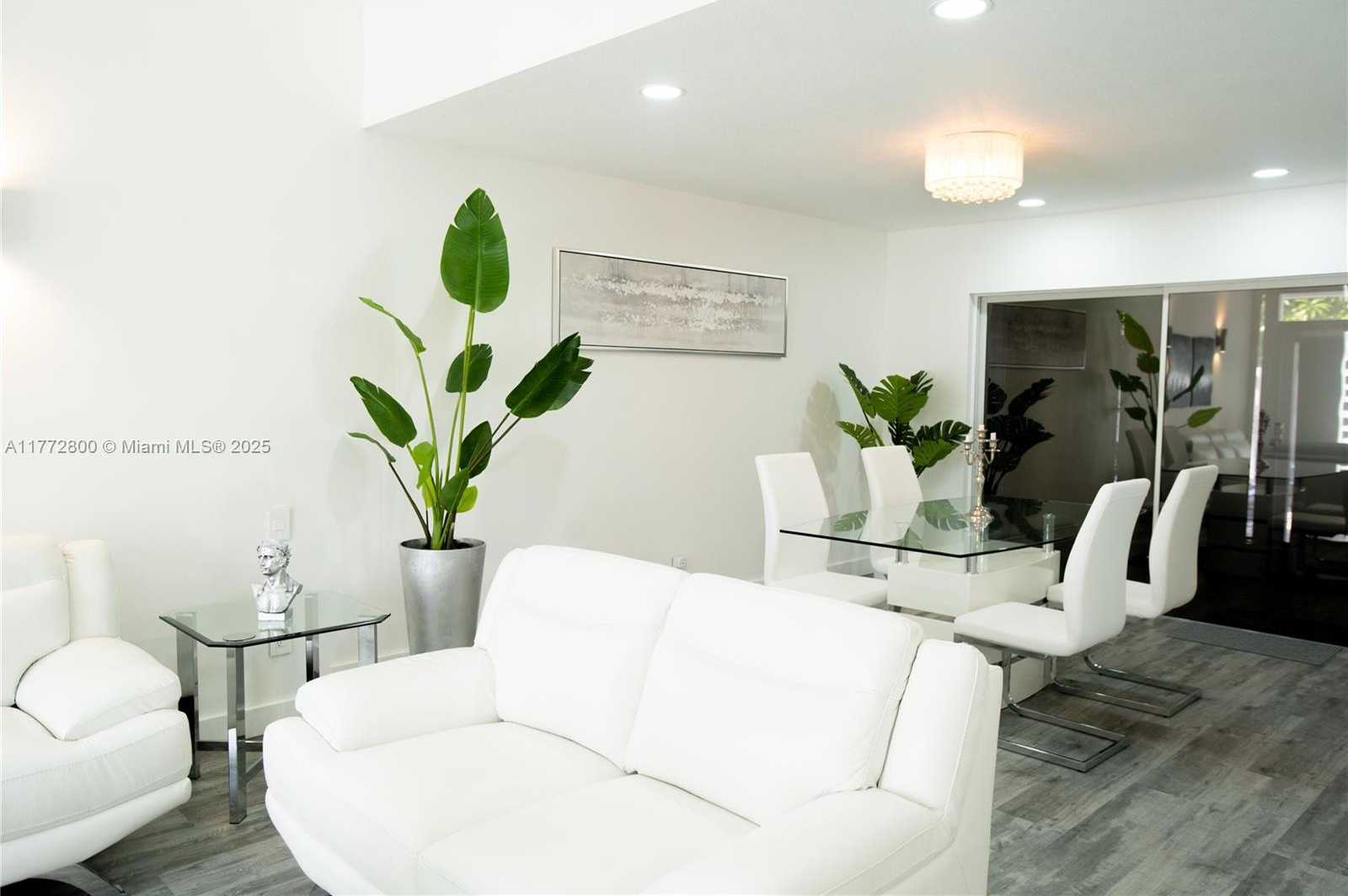 Small Image of 942 NORTH WEST 133RD CT, Miami Number 7