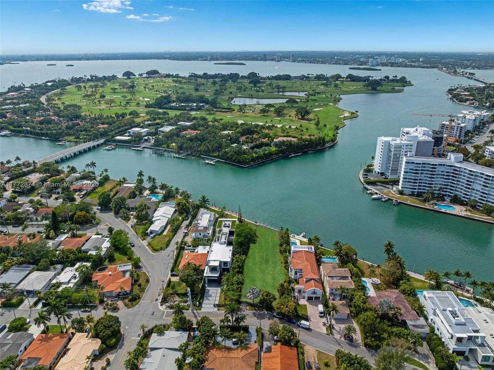 Small Image of 9224 BAY DR, Surfside Number 8