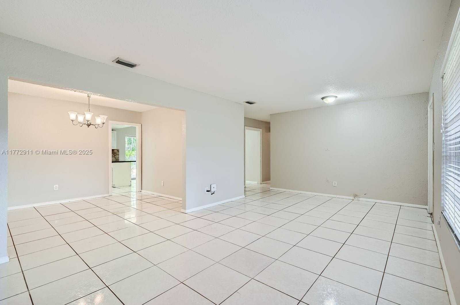 Small Image of 7301 NORTH WEST 11TH ST, Plantation Number 12
