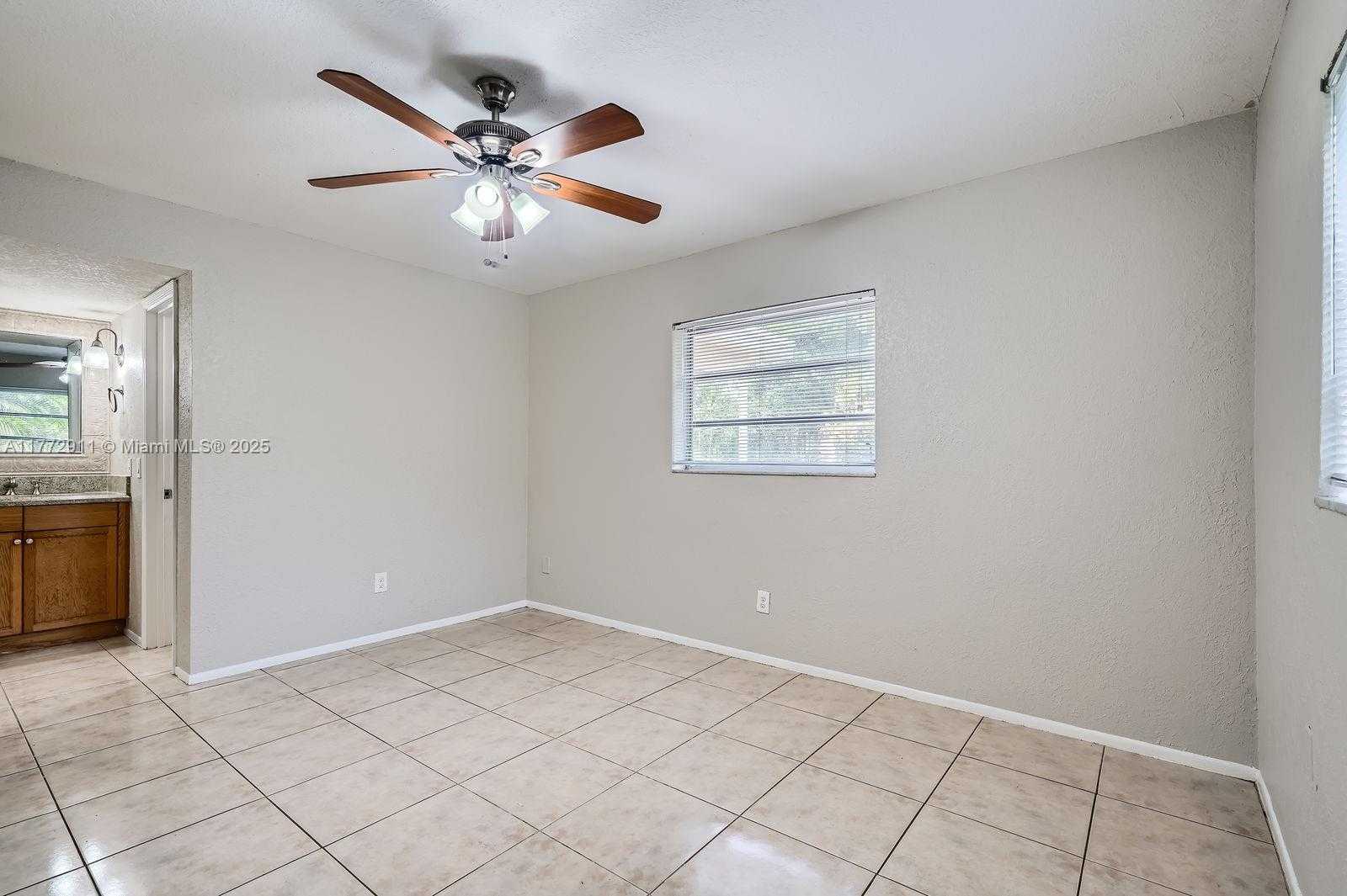 Small Image of 7301 NORTH WEST 11TH ST, Plantation Number 15